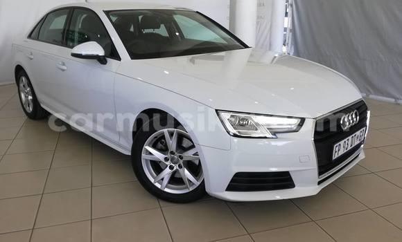 Buy Used Audi A4 White Car in Harare in Harare Buy Used Audi A4 White Car in Harare in Harare