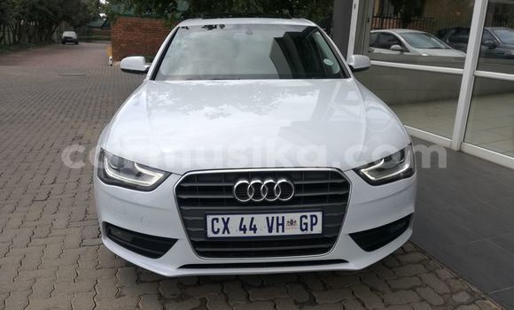 Buy Used Audi A4 White Car in Beitbridge in Matabeleland South Buy Used Audi A4 White Car in Beitbridge in Matabeleland South