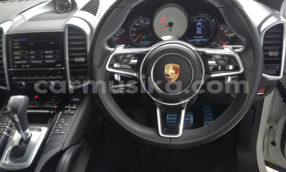 Buy Used Porsche Cayenne White Car in Harare in Harare Buy Used Porsche Cayenne White Car in Harare in Harare