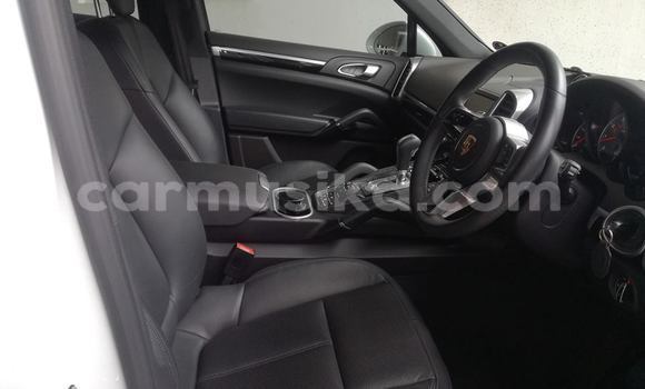 Buy Used Porsche Cayenne White Car in Harare in Harare Buy Used Porsche Cayenne White Car in Harare in Harare