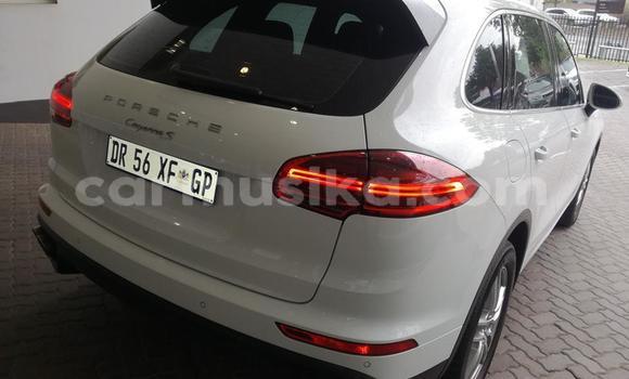 Buy Used Porsche Cayenne White Car in Harare in Harare Buy Used Porsche Cayenne White Car in Harare in Harare