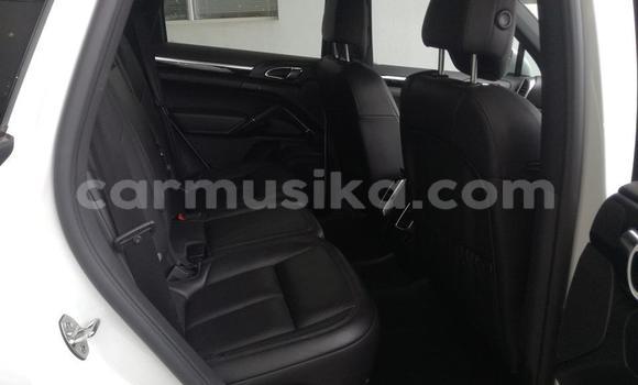 Buy Used Porsche Cayenne White Car in Harare in Harare Buy Used Porsche Cayenne White Car in Harare in Harare