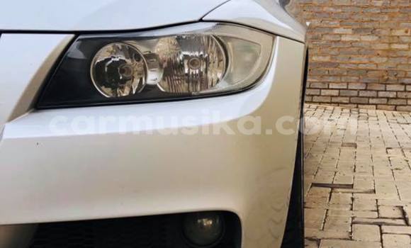 Tenga Tsaru BMW 3–Series Sirivha Mota in Harare in Harare Tenga Tsaru BMW 3–Series Sirivha Mota in Harare in Harare