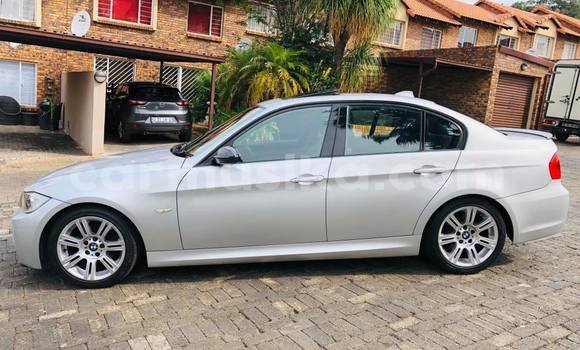 Tenga Tsaru BMW 3–Series Sirivha Mota in Harare in Harare Tenga Tsaru BMW 3–Series Sirivha Mota in Harare in Harare