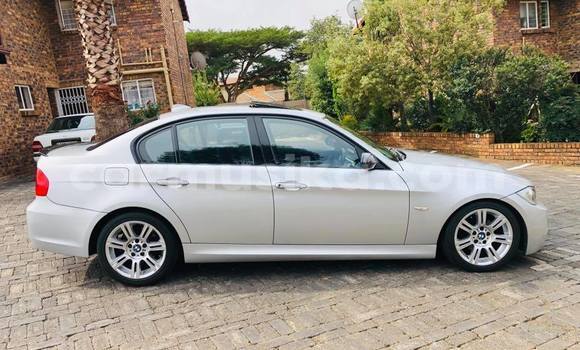 Tenga Tsaru BMW 3–Series Sirivha Mota in Harare in Harare Tenga Tsaru BMW 3–Series Sirivha Mota in Harare in Harare