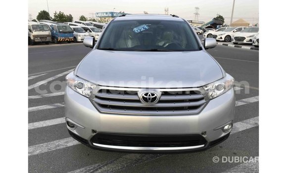Tenga Imported Toyota Highlander Zvimwe Mota in Import - Dubai in Harare Tenga Imported Toyota Highlander Zvimwe Mota in Import - Dubai in Harare