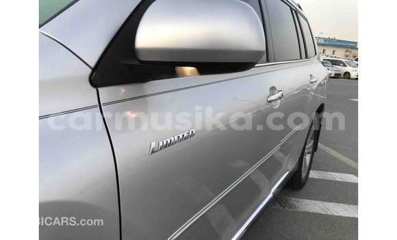 Tenga Imported Toyota Highlander Zvimwe Mota in Import - Dubai in Harare Tenga Imported Toyota Highlander Zvimwe Mota in Import - Dubai in Harare
