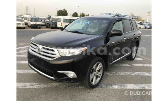 Tenga Imported Toyota Highlander Nhema Mota in Import - Dubai in Harare Tenga Imported Toyota Highlander Nhema Mota in Import - Dubai in Harare