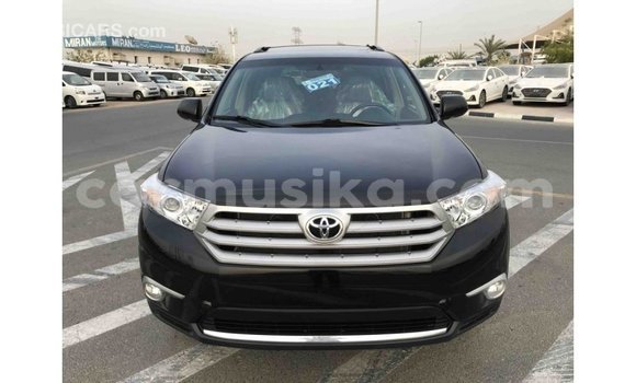 Tenga Imported Toyota Highlander Nhema Mota in Import - Dubai in Harare Tenga Imported Toyota Highlander Nhema Mota in Import - Dubai in Harare