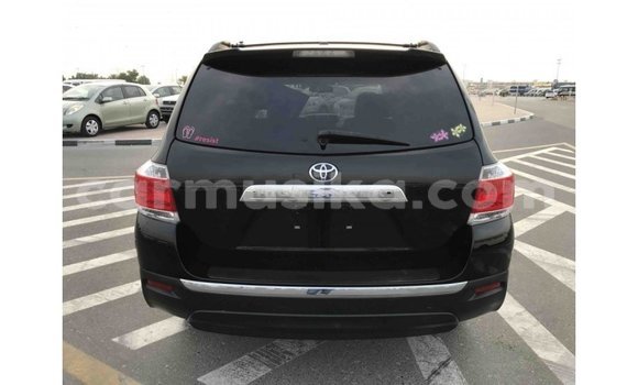 Tenga Imported Toyota Highlander Nhema Mota in Import - Dubai in Harare Tenga Imported Toyota Highlander Nhema Mota in Import - Dubai in Harare