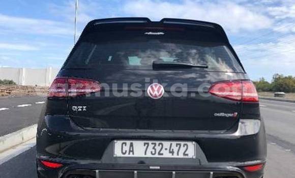 Buy Used Volkswagen Golf R Black Car in Beitbridge in Matabeleland South Buy Used Volkswagen Golf R Black Car in Beitbridge in Matabeleland South