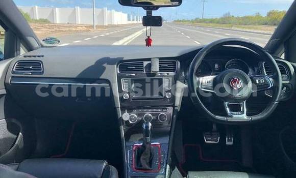 Buy Used Volkswagen Golf R Black Car in Beitbridge in Matabeleland South Buy Used Volkswagen Golf R Black Car in Beitbridge in Matabeleland South