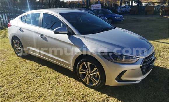 Acheter Occasion Voiture Hyundai Elantra Gris à Beitbridge, Matabeleland South Acheter Occasion Voiture Hyundai Elantra Gris à Beitbridge, Matabeleland South