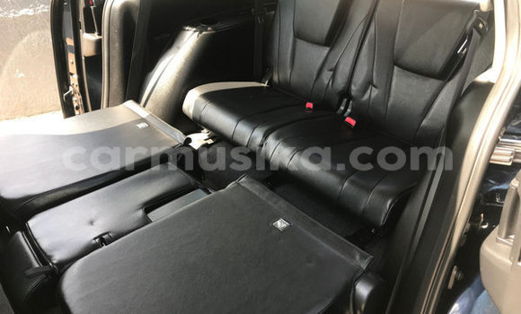 Acheter Occasion Voiture Mazda 5 Noir à Beitbridge, Matabeleland South Acheter Occasion Voiture Mazda 5 Noir à Beitbridge, Matabeleland South