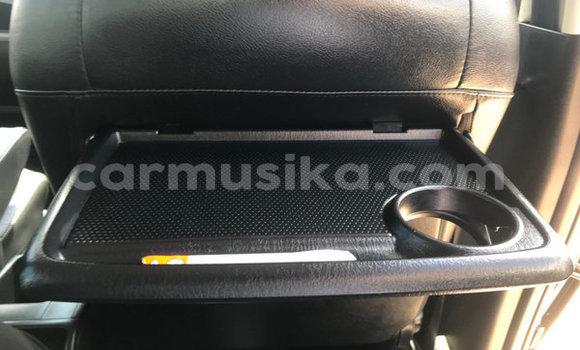 Acheter Occasion Voiture Mazda 5 Noir à Beitbridge, Matabeleland South Acheter Occasion Voiture Mazda 5 Noir à Beitbridge, Matabeleland South