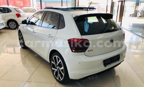 Acheter Occasion Voiture Volkswagen Polo GTI Blanc à Beitbridge, Matabeleland South Acheter Occasion Voiture Volkswagen Polo GTI Blanc à Beitbridge, Matabeleland South