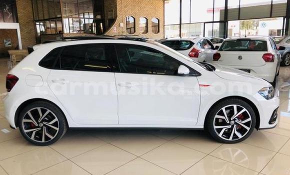 Acheter Occasion Voiture Volkswagen Polo GTI Blanc à Beitbridge, Matabeleland South Acheter Occasion Voiture Volkswagen Polo GTI Blanc à Beitbridge, Matabeleland South