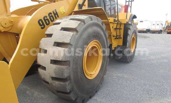 Buy Used Caterpillar 120 Beige Truck in Beitbridge in Matabeleland South Buy Used Caterpillar 120 Beige Truck in Beitbridge in Matabeleland South
