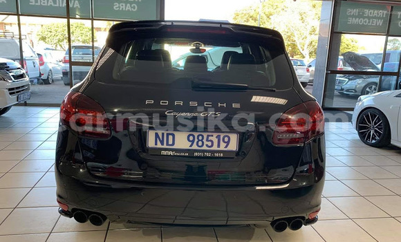 Tenga Tsaru Porsche Cayenne Nhema Mota in Beitbridge in Matabeleland South Tenga Tsaru Porsche Cayenne Nhema Mota in Beitbridge in Matabeleland South