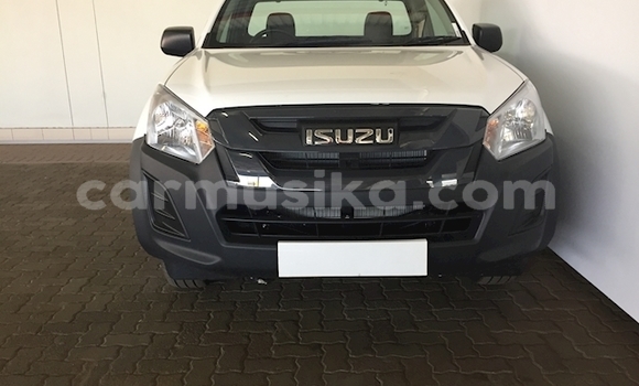 Tenga Tsaru Isuzu KB Chena Mota in Beitbridge in Matabeleland South Tenga Tsaru Isuzu KB Chena Mota in Beitbridge in Matabeleland South