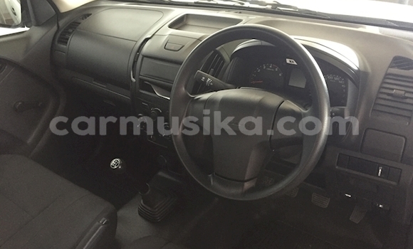 Tenga Tsaru Isuzu KB Chena Mota in Beitbridge in Matabeleland South Tenga Tsaru Isuzu KB Chena Mota in Beitbridge in Matabeleland South