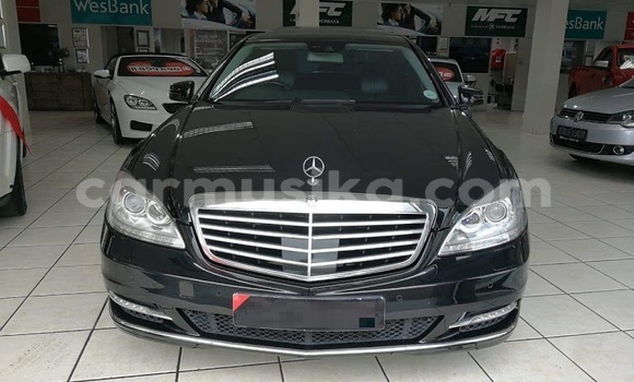 Acheter Occasion Voiture Mercedes‒Benz S–Class Noir à Beitbridge, Matabeleland South Acheter Occasion Voiture Mercedes‒Benz S–Class Noir à Beitbridge, Matabeleland South
