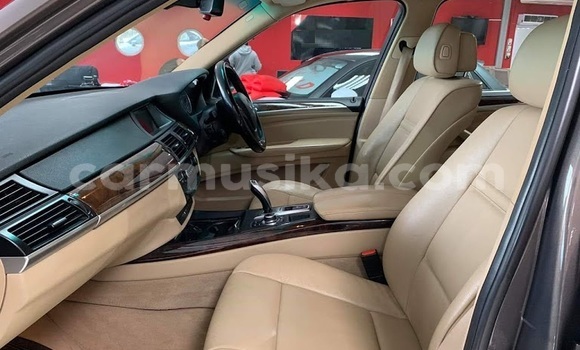 Tenga Tsaru BMW X5 Zvimwe Mota in Beitbridge in Matabeleland South Tenga Tsaru BMW X5 Zvimwe Mota in Beitbridge in Matabeleland South