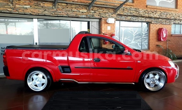 Tenga Tsaru Opel Corsa Tsvuku Mota in Beitbridge in Matabeleland South Tenga Tsaru Opel Corsa Tsvuku Mota in Beitbridge in Matabeleland South