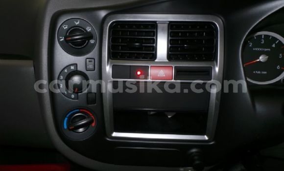 Buy Used Hyundai H1 White Car in Beitbridge in Matabeleland South Buy Used Hyundai H1 White Car in Beitbridge in Matabeleland South