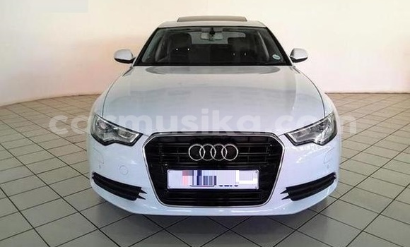 Acheter Occasion Voiture Audi A6 Blanc à Beitbridge, Matabeleland South Acheter Occasion Voiture Audi A6 Blanc à Beitbridge, Matabeleland South