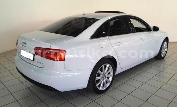 Acheter Occasion Voiture Audi A6 Blanc à Beitbridge, Matabeleland South Acheter Occasion Voiture Audi A6 Blanc à Beitbridge, Matabeleland South
