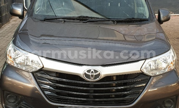 Nunua Ilio tumika Toyota Avanza Fedha Gari ndani ya Beitbridge nchini Matabeleland Kusini Nunua Ilio tumika Toyota Avanza Fedha Gari ndani ya Beitbridge nchini Matabeleland Kusini