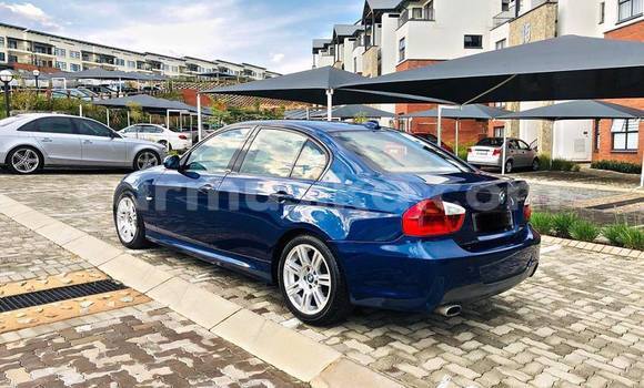 Tenga Tsaru BMW 3–Series Bhuruu Mota in Beitbridge in Matabeleland South Tenga Tsaru BMW 3–Series Bhuruu Mota in Beitbridge in Matabeleland South