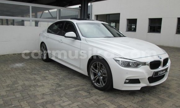 Buy Used BMW 3–Series White Car in Beitbridge in Matabeleland South Buy Used BMW 3–Series White Car in Beitbridge in Matabeleland South