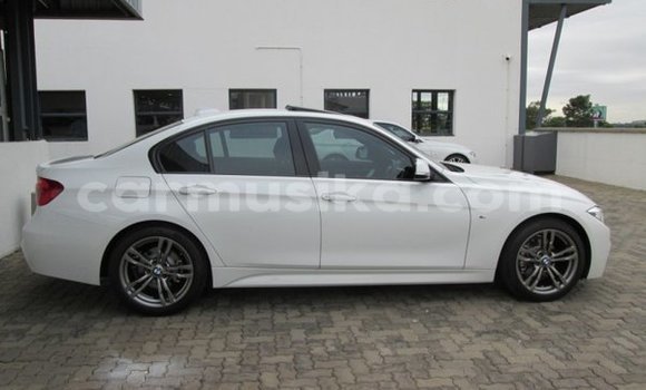 Buy Used BMW 3–Series White Car in Beitbridge in Matabeleland South Buy Used BMW 3–Series White Car in Beitbridge in Matabeleland South