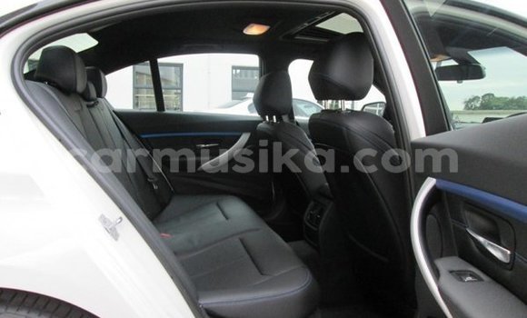 Buy Used BMW 3–Series White Car in Beitbridge in Matabeleland South Buy Used BMW 3–Series White Car in Beitbridge in Matabeleland South