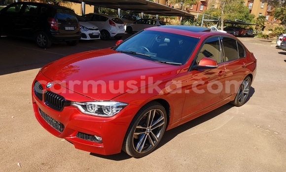 Acheter Occasion Voiture BMW 321 Rouge à Beitbridge, Matabeleland South Acheter Occasion Voiture BMW 321 Rouge à Beitbridge, Matabeleland South