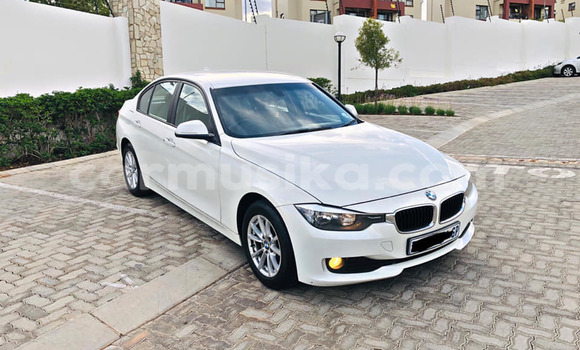 Buy Used BMW 3–Series White Car in Beitbridge in Matabeleland South Buy Used BMW 3–Series White Car in Beitbridge in Matabeleland South
