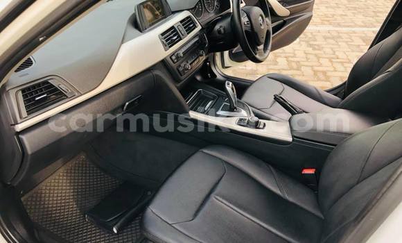 Buy Used BMW 3–Series White Car in Beitbridge in Matabeleland South Buy Used BMW 3–Series White Car in Beitbridge in Matabeleland South