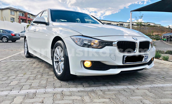 Buy Used BMW 3–Series White Car in Beitbridge in Matabeleland South Buy Used BMW 3–Series White Car in Beitbridge in Matabeleland South