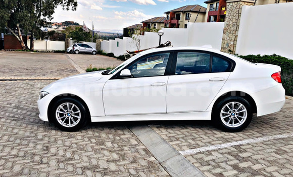 Buy Used BMW 3–Series White Car in Beitbridge in Matabeleland South Buy Used BMW 3–Series White Car in Beitbridge in Matabeleland South