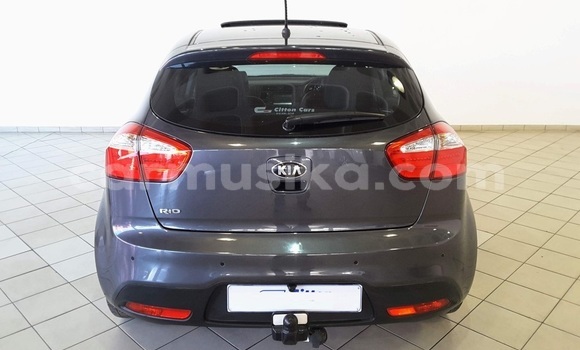 Acheter Occasion Voiture Kia Rio Gris à Beitbridge, Matabeleland South Acheter Occasion Voiture Kia Rio Gris à Beitbridge, Matabeleland South