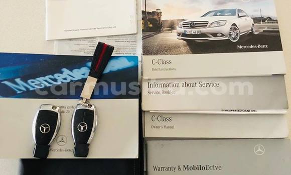 Tenga Tsaru Mercedes‒Benz C–Class Sirivha Mota in Harare in Harare Tenga Tsaru Mercedes‒Benz C–Class Sirivha Mota in Harare in Harare
