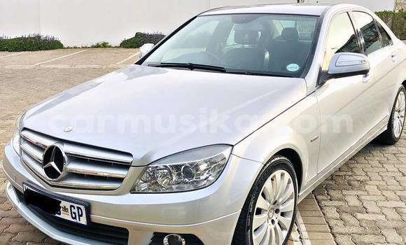 Tenga Tsaru Mercedes‒Benz C–Class Sirivha Mota in Harare in Harare Tenga Tsaru Mercedes‒Benz C–Class Sirivha Mota in Harare in Harare
