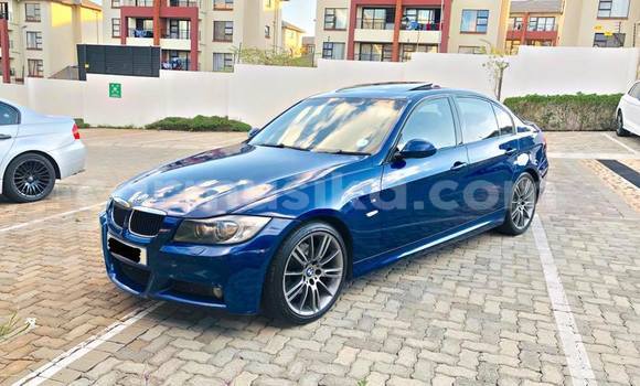 Tenga Tsaru BMW 3–Series Bhuruu Mota in Beitbridge in Matabeleland South Tenga Tsaru BMW 3–Series Bhuruu Mota in Beitbridge in Matabeleland South