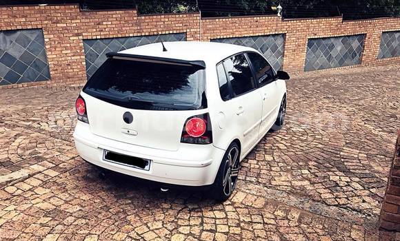 Buy Used Volkswagen Polo White Car in Harare in Harare Buy Used Volkswagen Polo White Car in Harare in Harare