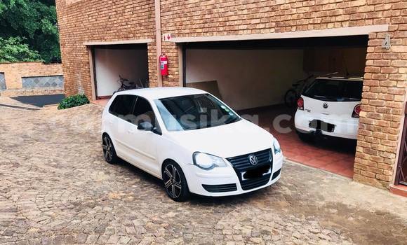 Buy Used Volkswagen Polo White Car in Harare in Harare Buy Used Volkswagen Polo White Car in Harare in Harare