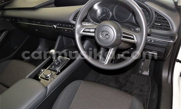 Buy Used Mazda 3 White Car in Beitbridge in Matabeleland South Buy Used Mazda 3 White Car in Beitbridge in Matabeleland South