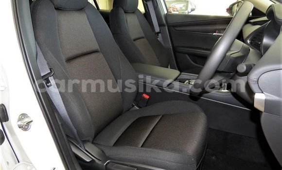 Buy Used Mazda 3 White Car in Beitbridge in Matabeleland South Buy Used Mazda 3 White Car in Beitbridge in Matabeleland South