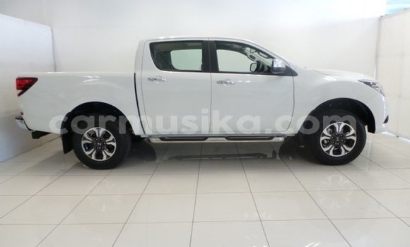 Buy Used Mazda BT-50 White Car in Beitbridge in Matabeleland South Buy Used Mazda BT-50 White Car in Beitbridge in Matabeleland South